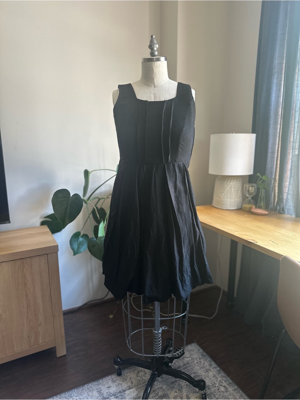 Cynthia Rowley Black Sleeveless Fit-and-Flare Bubble Hem Dress